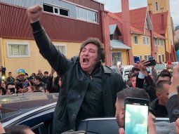 Javier Milei, de campaña en Ushuaia