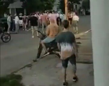Video: brutal pelea a la salida de un boliche en 25 de Mayo