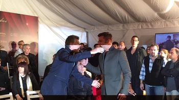 macri aprovecho el aluvion ricky martin para sacarse una foto en campana macri aprovecho el aluvion ricky martin para sacarse una foto en campana