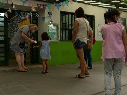 La Provincia analiza restablecer las clases presenciales