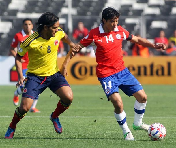 Colombia vapuleó a Chile en Santiago y es escolta de Argentina