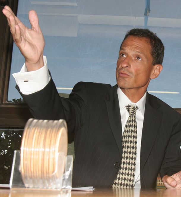 El dueño de Swiss Medical Group debe testimoniar en la causa contra Núñez Carmona