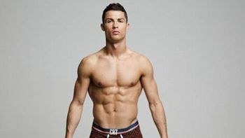 cristiano ronaldo presento su linea de ropa interior cristiano ronaldo presento su linea de ropa interior