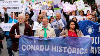 docentes universitarios paran por 48 horas en todo el pais docentes universitarios paran por 48 horas en todo el pais