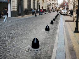 Por una ley, la mitad de las calles con adoquines de la Ciudad pueden ser asfaltadas