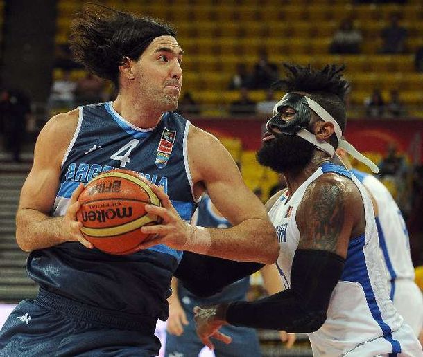 Argentina tropezó en su segundo partido en el Premundial