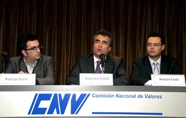 Estudian planes de inversión en pesos para la clase media