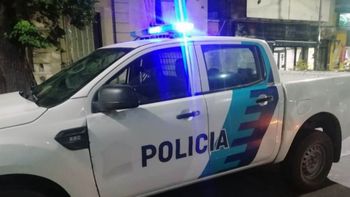 la plata: ladrones ingresaron a la casa de una abogada de 71 anos y la torturaron con agua caliente