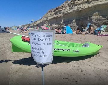 Novedosa propuesta en Las Grutas para limpiar la playa y concientizar sobre la basura