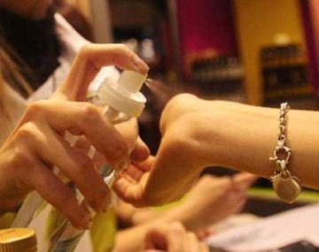 Gran invento: crean un aerosol para no tener que bañarse