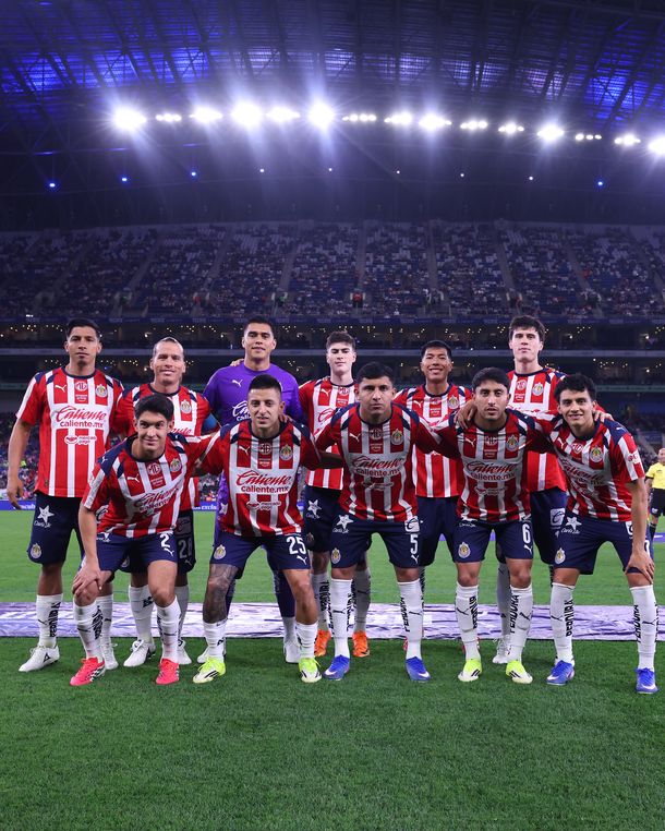 Chivas logró una sufrida victoria frente a Monterrey en el Gigante de Acero y se mantiene como líder absoluto en el Clausura 2026.