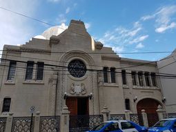 Sinagoga Kehila, ubicada sobre calle Paraguay al 1100, Rosario Sinagoga Kehila, ubicada sobre calle Paraguay al 1100, Rosario