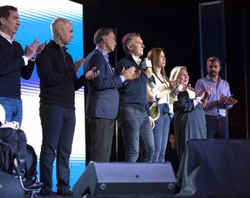 El día después: Macri se reúne con su Gabinete tras la derrota en las PASO