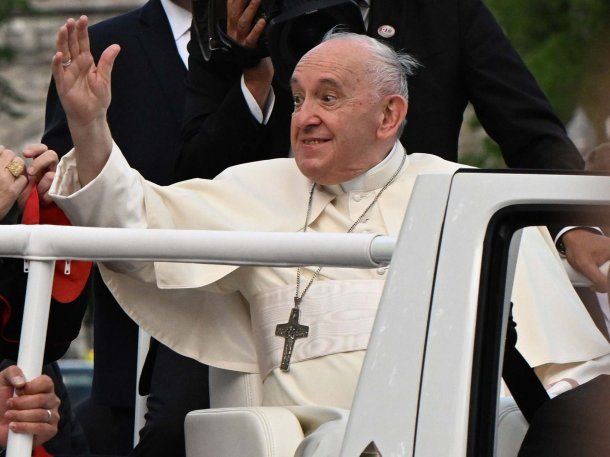 Antes de morir, Francisco donó el papamóvil: será una unidad sanitaria para los niños de Gaza