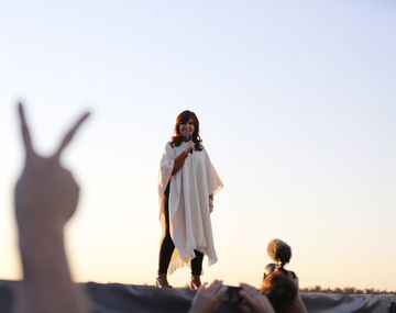 Han devastado el país y tendremos que saber en qué se fue la plata del endeudamiento