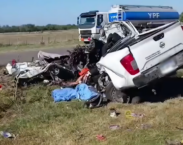 Entre Ríos: una camioneta y un camión chocaron y murieron tres personas