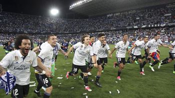 La celebración de los jugadores del Merengue en La Rosaleda La celebración de los jugadores del Merengue en La Rosaleda