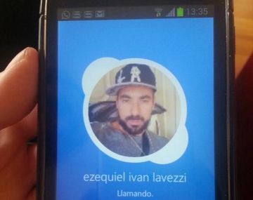 Famoso cantante escrachó a Lavezzi y denuncia que acosa a su mujer