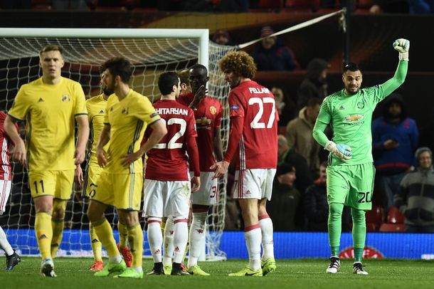 Romero cuidará los tres palos del equipo de Mourinho