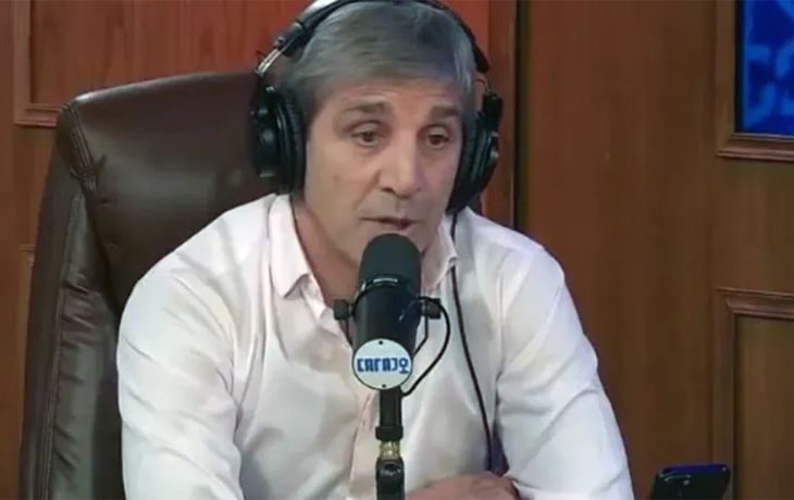 Ministro Luis Caputo, columnista de streaming.