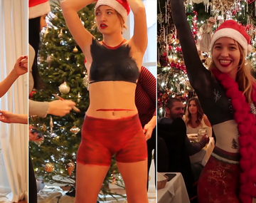 Se paseó desnuda por las calles de Nueva York con un vestido navideño pintado a mano