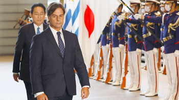 El primer envío de lengua bovina de Uruguay a Japón se realizará el sábado a la mañana. El primer envío de lengua bovina de Uruguay a Japón se realizará el sábado a la mañana.