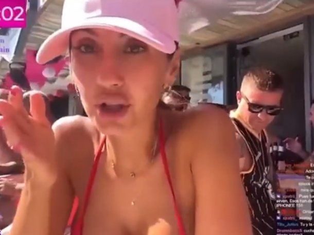 Manosearon a una influencer durante una transmisión en Twitch