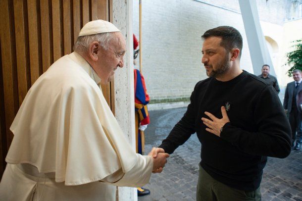 El Papa Francisco recibió a Zelenski en el Vaticano