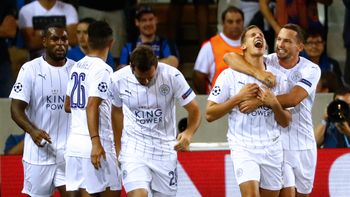 leicester comenzo su ilusion en champions con una goleada como visitante leicester comenzo su ilusion en champions con una goleada como visitante