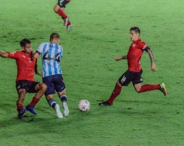 Ex árbitro hincha de Independiente dijo que el penal que le dieron a Racing es insólito