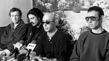 la unica vez que indio solari dio una conferencia de prensa junto a patricio rey y sus redonditos de ricota la unica vez que indio solari dio una conferencia de prensa junto a patricio rey y sus redonditos de ricota
