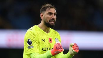 donnarumma destrono al dibu martinez y gano el premio the best al mejor arquero donnarumma destrono al dibu martinez y gano el premio the best al mejor arquero