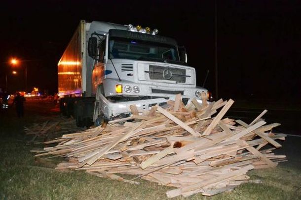 Camion chocado