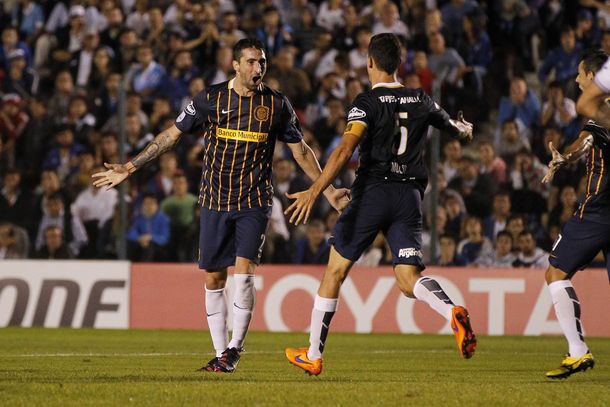Rosario Central venció a Nacional y es el segundo argentino en octavos