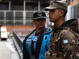 la policia de la ciudad y el ejercito pusieron en marcha el operativo para la eleccion del domingo la policia de la ciudad y el ejercito pusieron en marcha el operativo para la eleccion del domingo