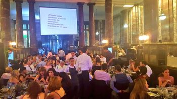 La cantidad de intoxicados podría ascender al centenar La cantidad de intoxicados podría ascender al centenar