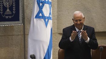 en medio del conflicto en gaza, juro el presidente israeli en medio del conflicto en gaza, juro el presidente israeli
