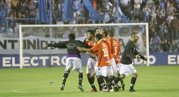 Estudiantes de Río Cuarto 2 - Pacífico de Alvear 2