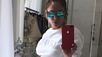 Jennifer Lopez abusa del retoque digital Jennifer Lopez abusa del retoque digital