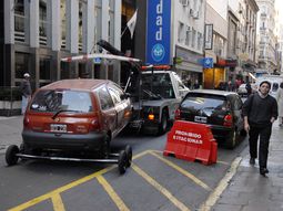 Ir a trabajar en auto costará $1.100 para estacionar