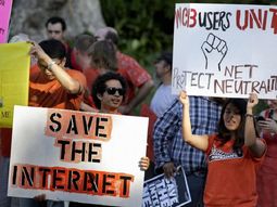 Miles de empresas se unen por la neutralidad en la red Miles de empresas se unen por la neutralidad en la red
