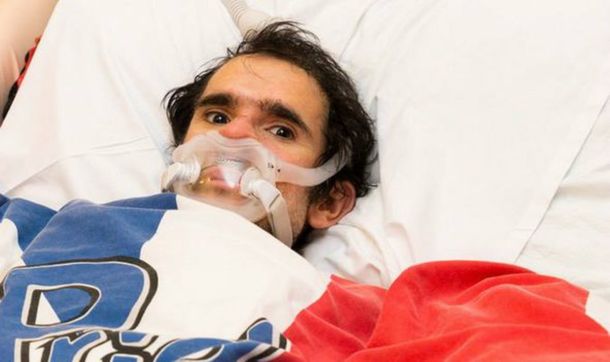 Baskaran no tiene otra opción que quedarse en la cama