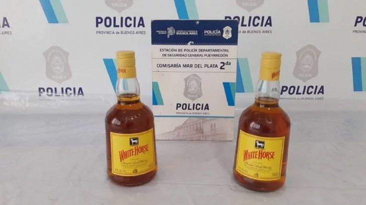 A la mañana robó un vino y un vodka; a las pocas horas volvió para llevarse un whisky
