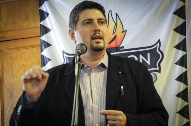 Líder neonazi de Hungría revela que es judío