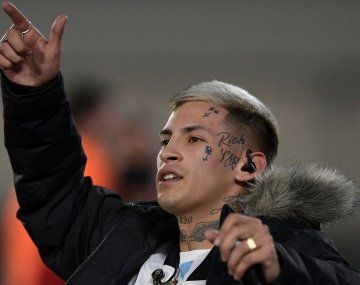 Filtran video de la detención de L-Gante: se encontraba con dos mujeres en la cama