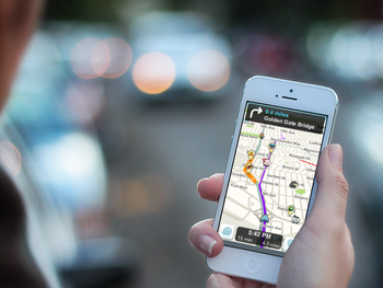 Google permitirá compartir autos con Waze