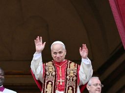 al cierre de 2025, leon xiv lamento la devastacion de la guerra y la muerte de francisco al cierre de 2025, leon xiv lamento la devastacion de la guerra y la muerte de francisco