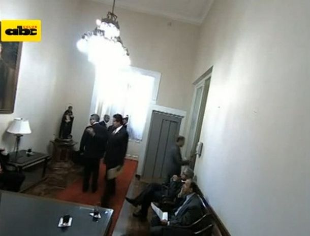 Difunden un video de Maduro junto a militares paraguayos