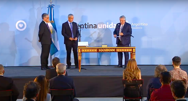 Jorge Ferraresi juró como nuevo ministro de Desarrollo Territorial y Hábitat