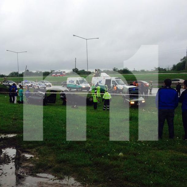 Gendarme auxiliaba a un conductor y murió por otro automovilista que lo embistió